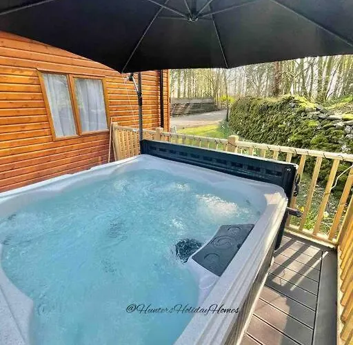 Hartland - White Cross Bay Chalet *