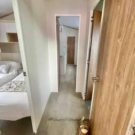 Hartland - White Cross Bay * Windermere